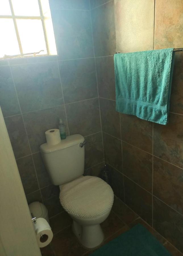 B&B 464 On 22Nd Ave Pretoria-Noord Eksteriør billede